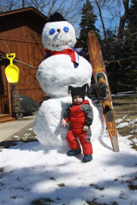 April 17th A snowman was the entertainment. Photo by Gary & Sandy Ostbye